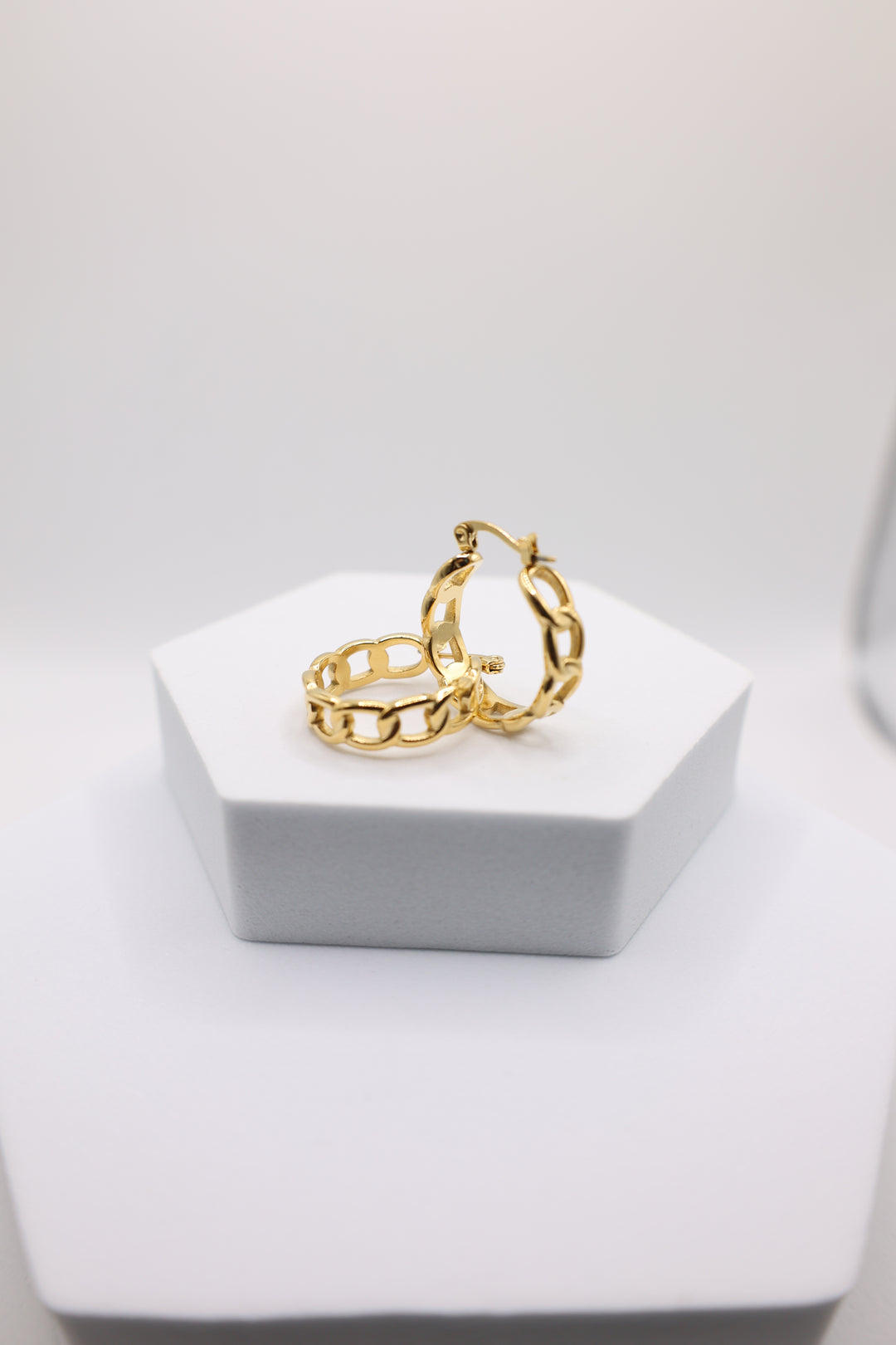 Chain Hoops