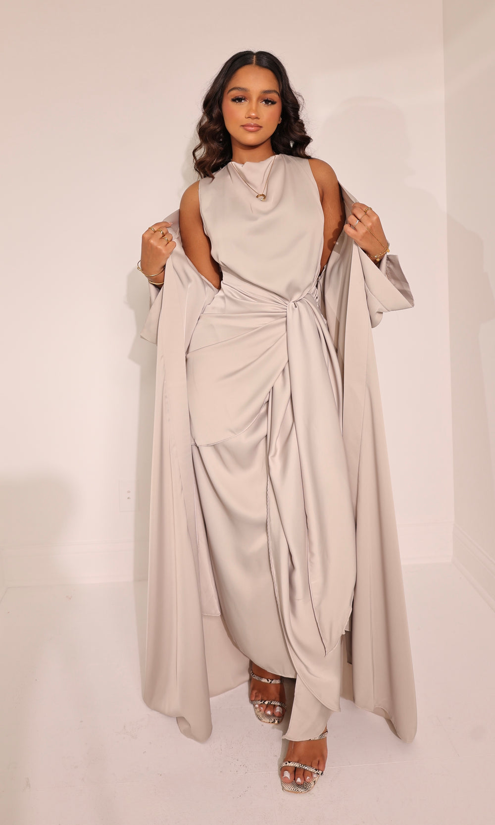 Delilah Abaya Set