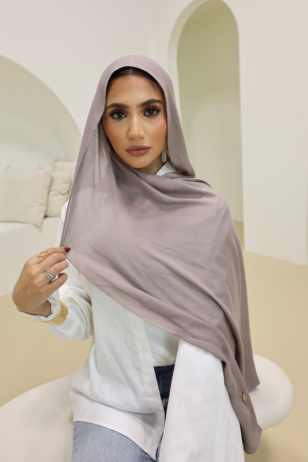 Smoky Rose Modal