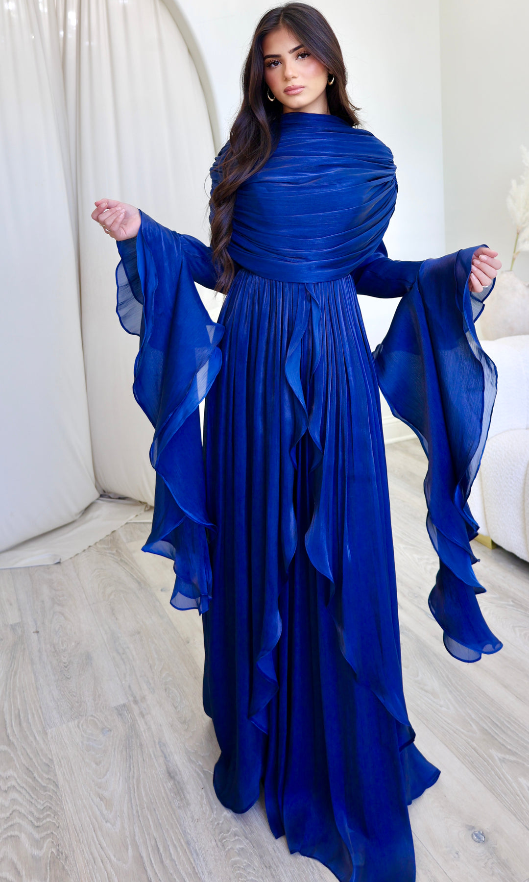 Isabella Gown M (US 6-8) Isabella Gown M (US 6-8)