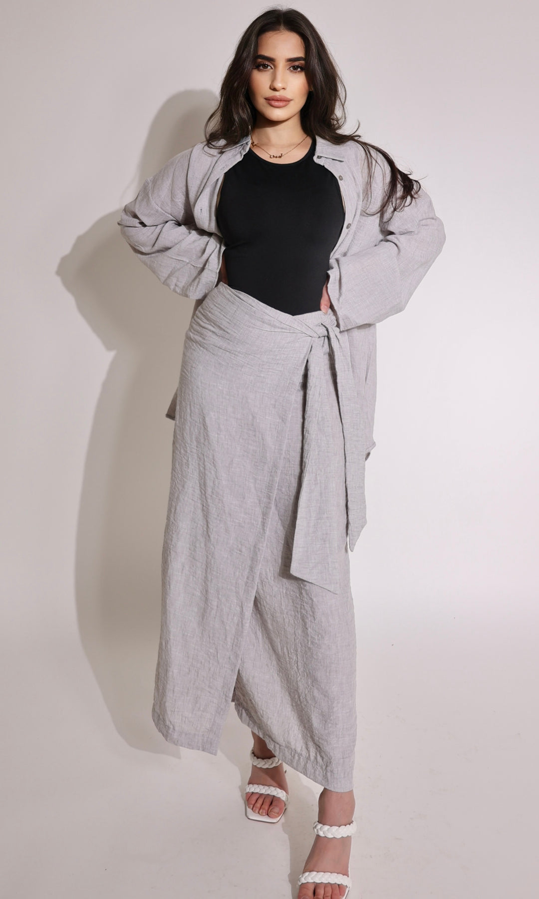 Heba Linen set (grey)