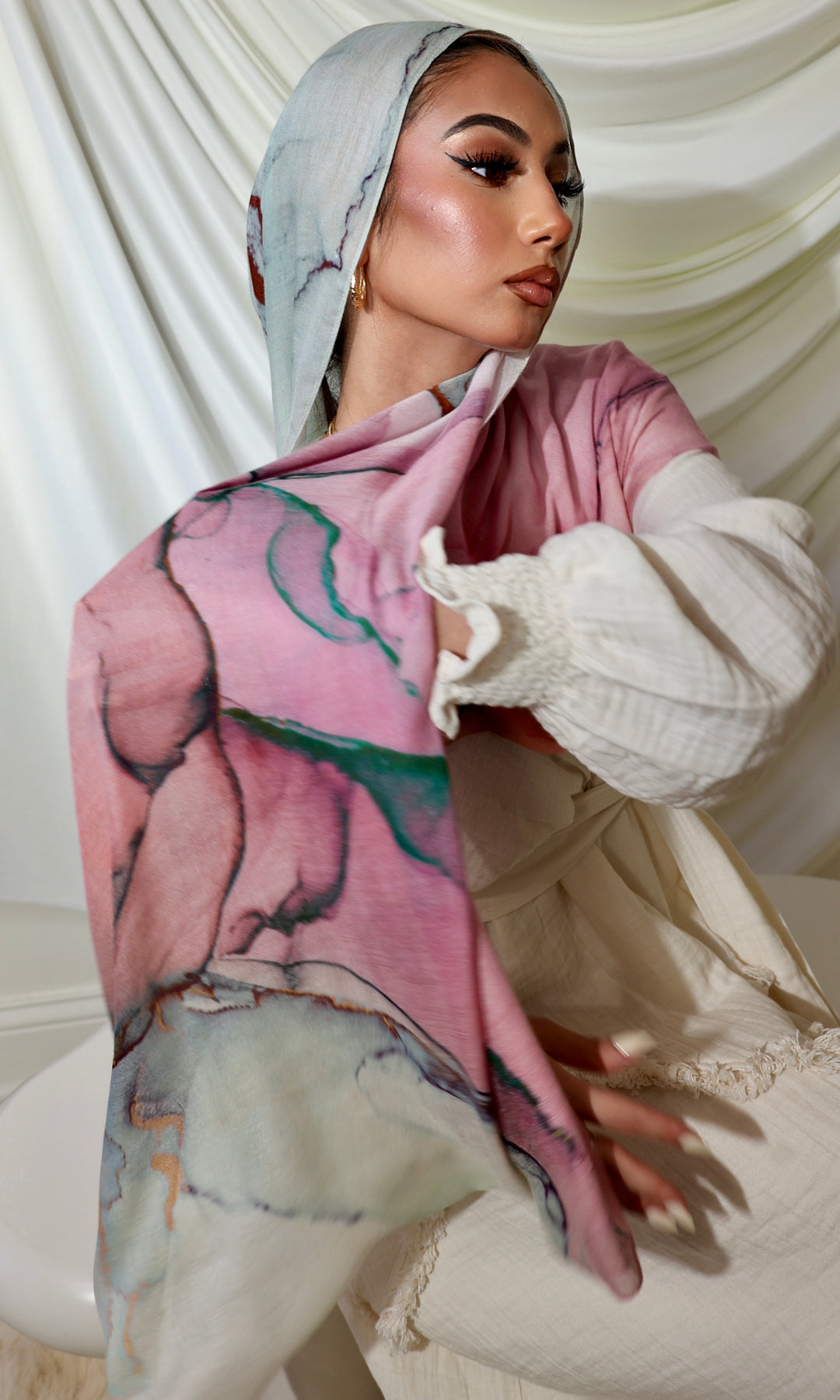 Marbled Blossom Modal